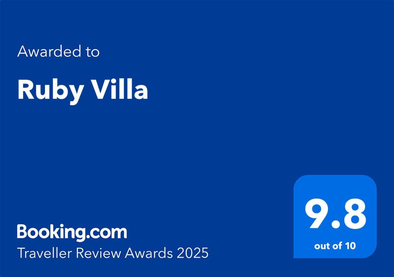 Deluxe Villa